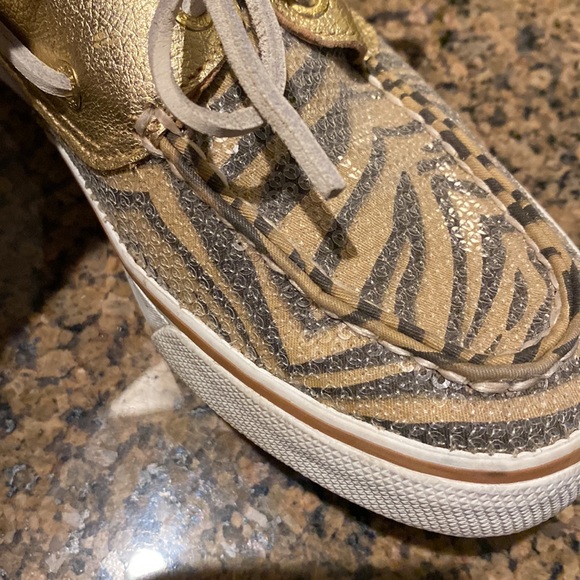 Sperry Top-Siders. Zebra and clear sequence fir a shimmer look. Size 7.5. Clean - Picture 5 of 10